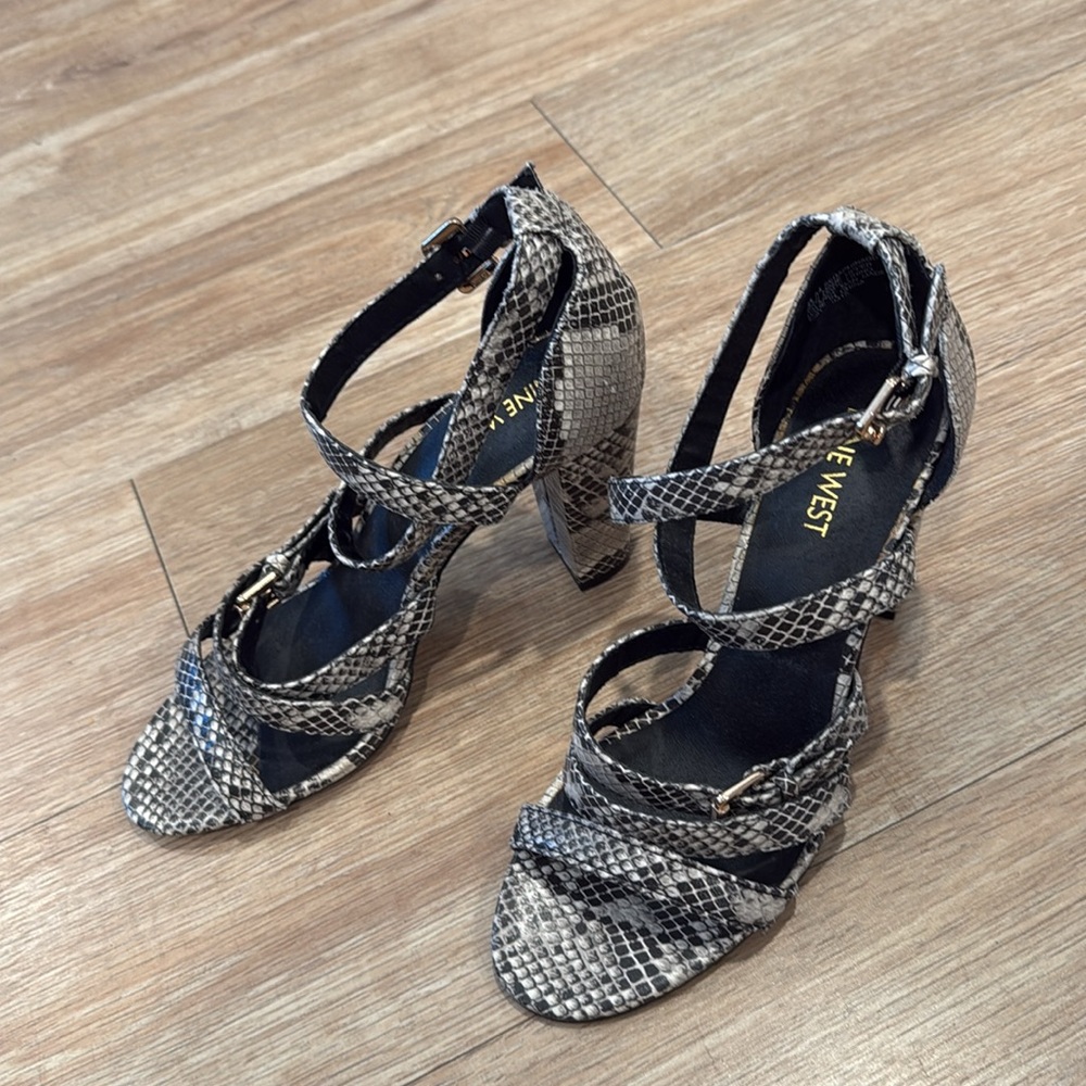 Nine West Heels size 8